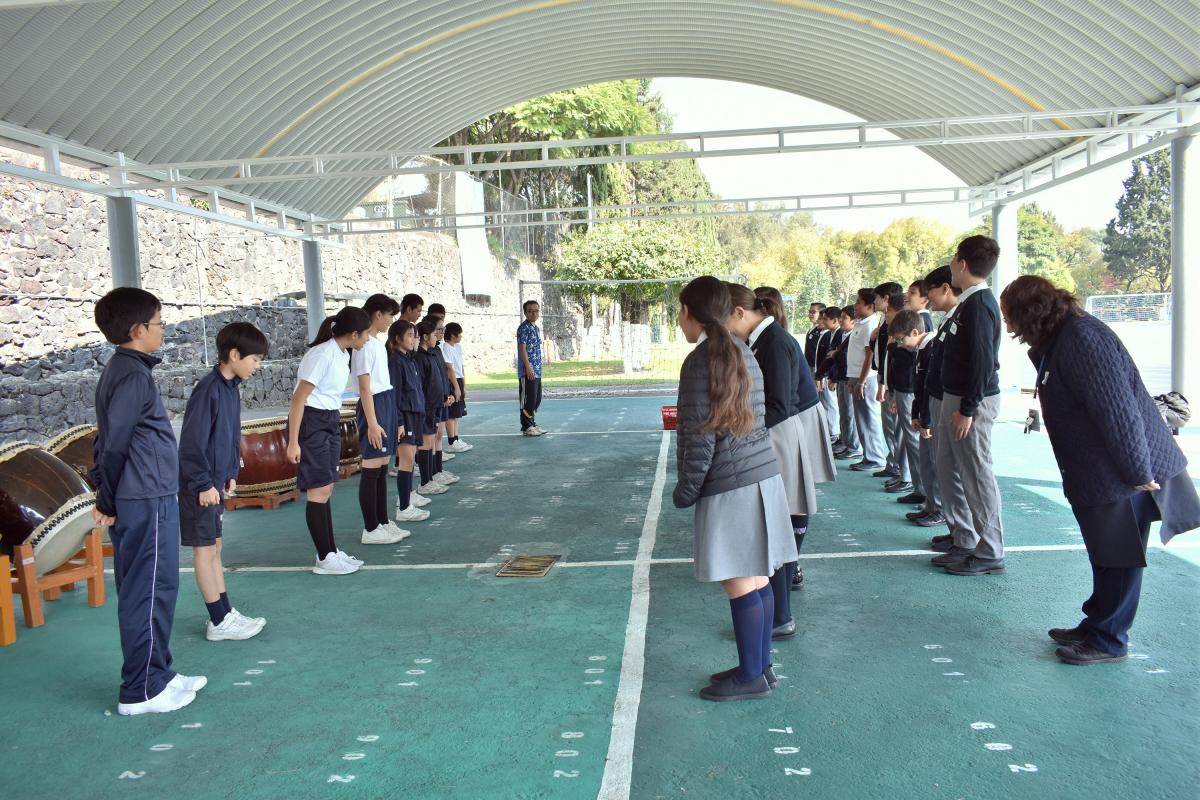 Saludo previo a clase de Taiko