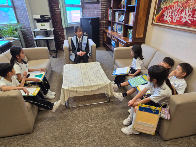 学校探検３