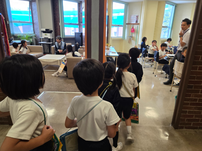 学校探検４